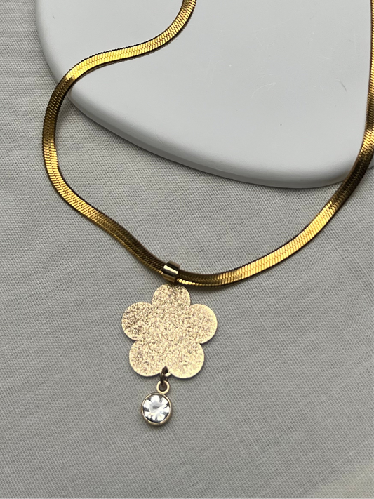 Flower pendant